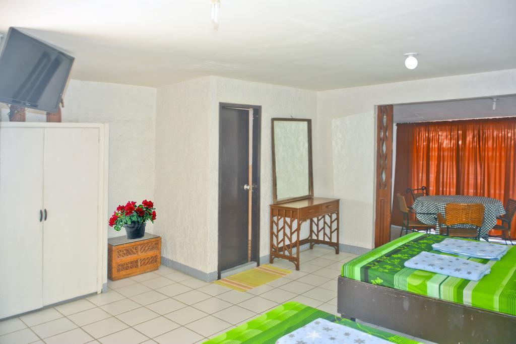 Isla Bonita Beach Resort San Juan  Oda fotoğraf